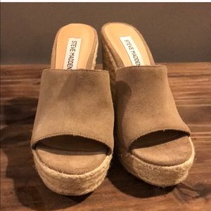 Steve Madden- Ellies